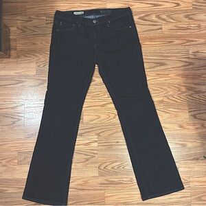 AG Jeans Angelina Petite Bootcut. Classic cut, dark wash denim. Size:29